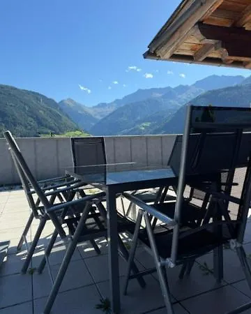 Am Dorfplatz For 6 Pers * Uttendorf